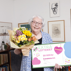 Anne-Marie och två av hennes väninnor åker på årets kompisresa med Hurtigrutten
